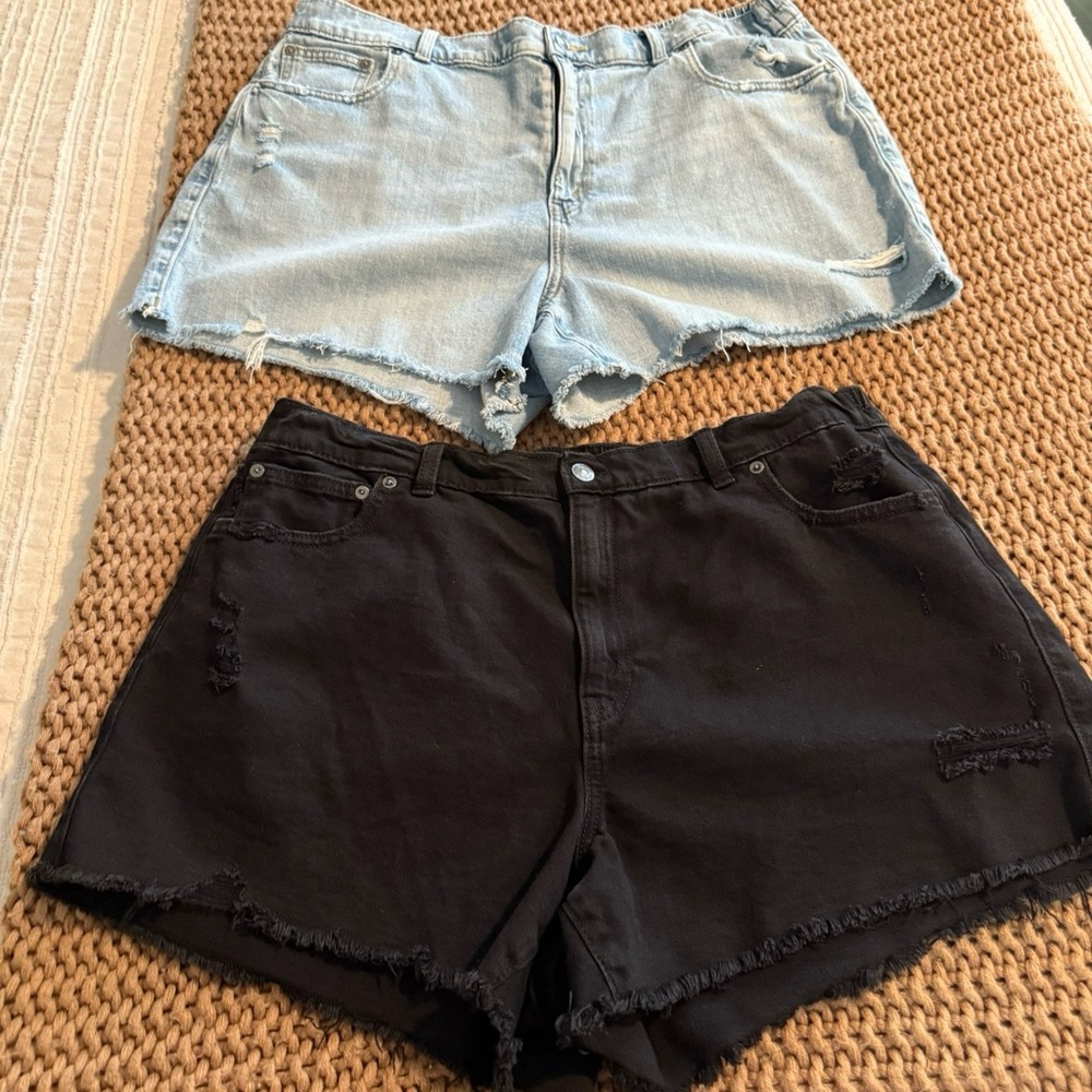 American Eagle stretch shorts. NWOT. Tried on, washed, and then never wore them!
